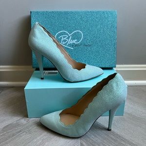 Betsey Johnson Something Blue 'Altar' Pump Size 8